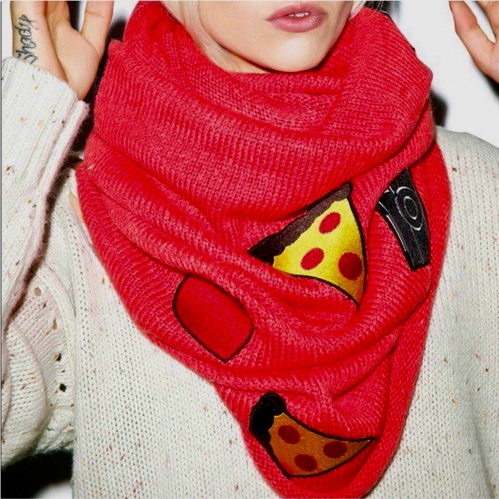 NWT WILDFOX SNOOD ITALIAN THINGS INFINITY SCARF 🧣 - Picture 3 of 3